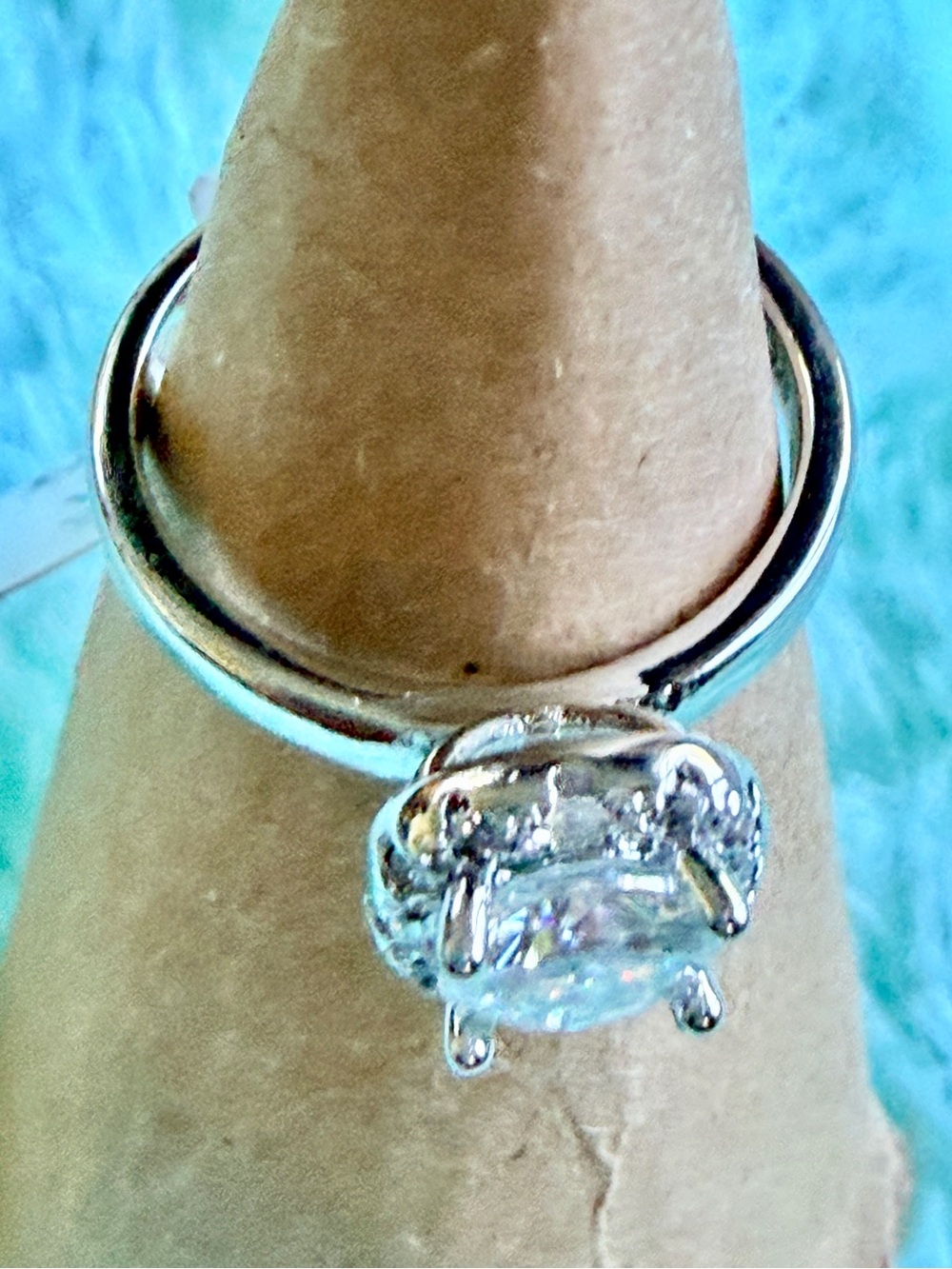 1.0ct Moissanite 925 Sterling Silver Ring Size 6 NWT - Picture 4 of 9